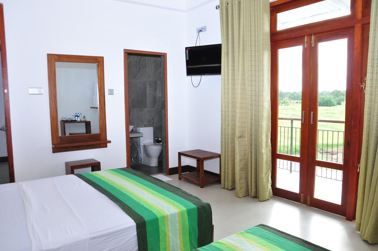 Green View Resort - Anurâdhapura Extérieur photo