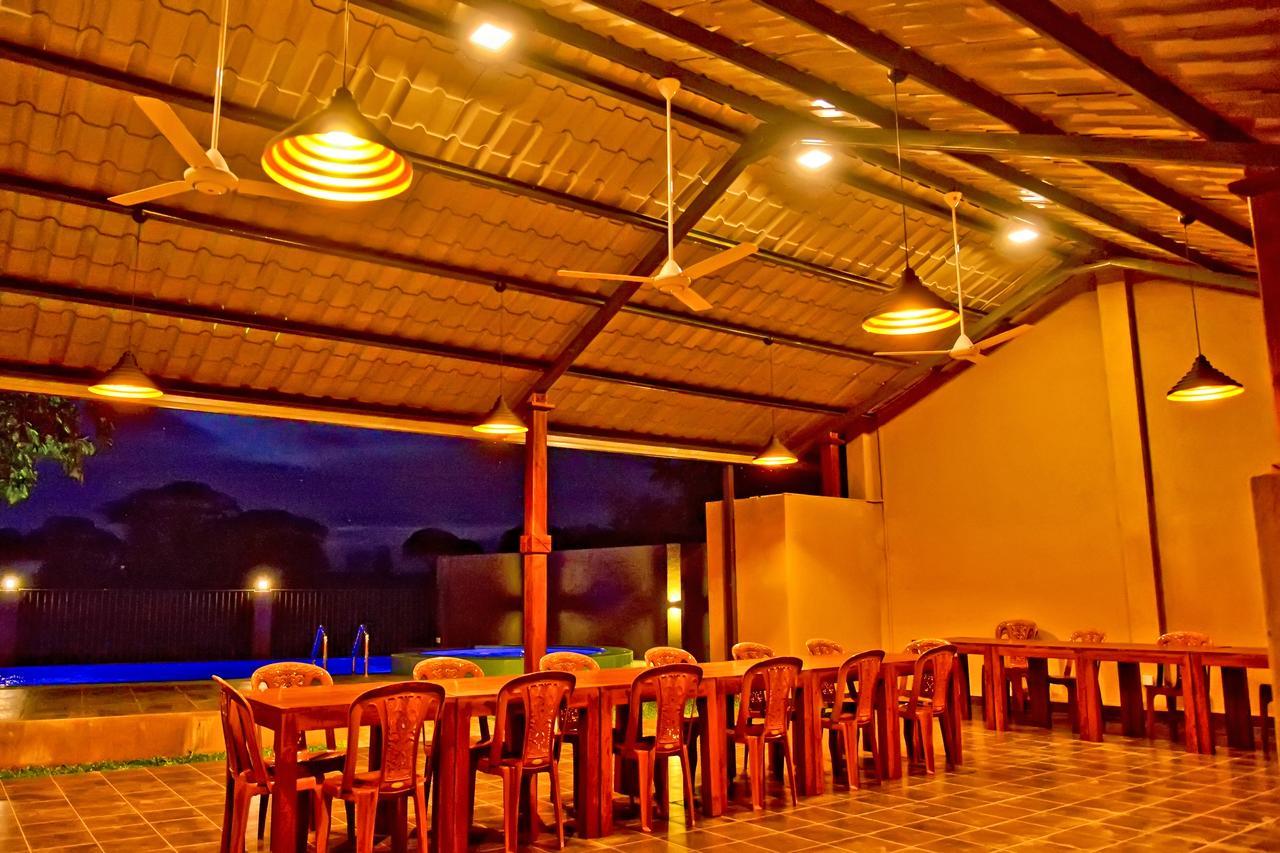 Green View Resort - Anurâdhapura Extérieur photo